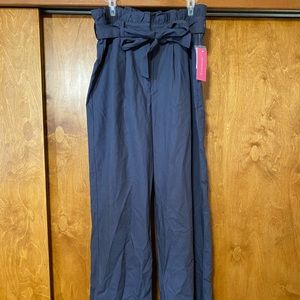 Shoe dazzle dress pants